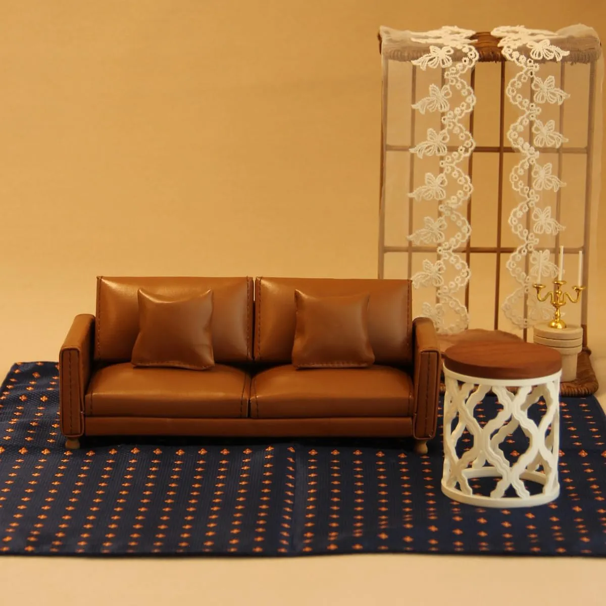 1:12 Dollhouse Miniature PU Sofa – Handmade Faux Leather Couch with Cushions, Modern Style Mini Furniture for BJD Ob11 Room Scene Decor (Brown)