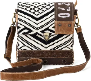 3B HOBIION Shoulder Flap Bag | Upcycled Vintage Canvas & Leather | Comes with 2 Different Straps | Multi Pockets Bag