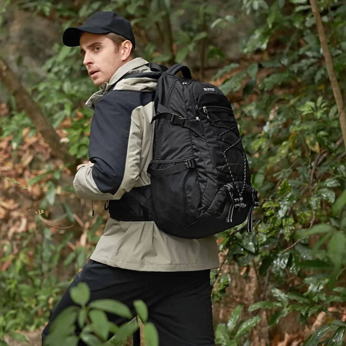 40L Hiking Backpack Waterproof Lightweight Daypack Travel Sports Camping Backpack for Men Women