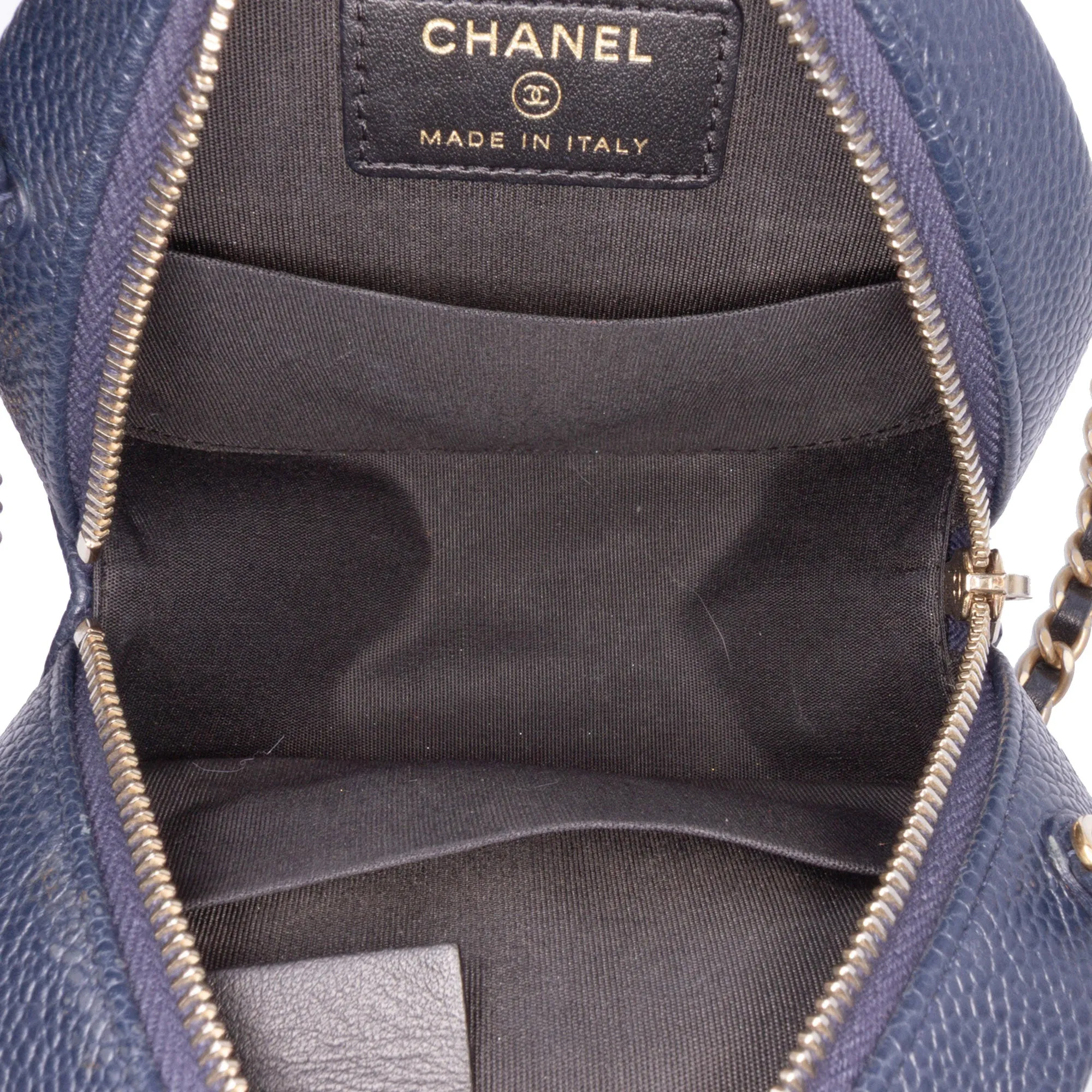 Caviar CC Filigree Round Crossbody Bag