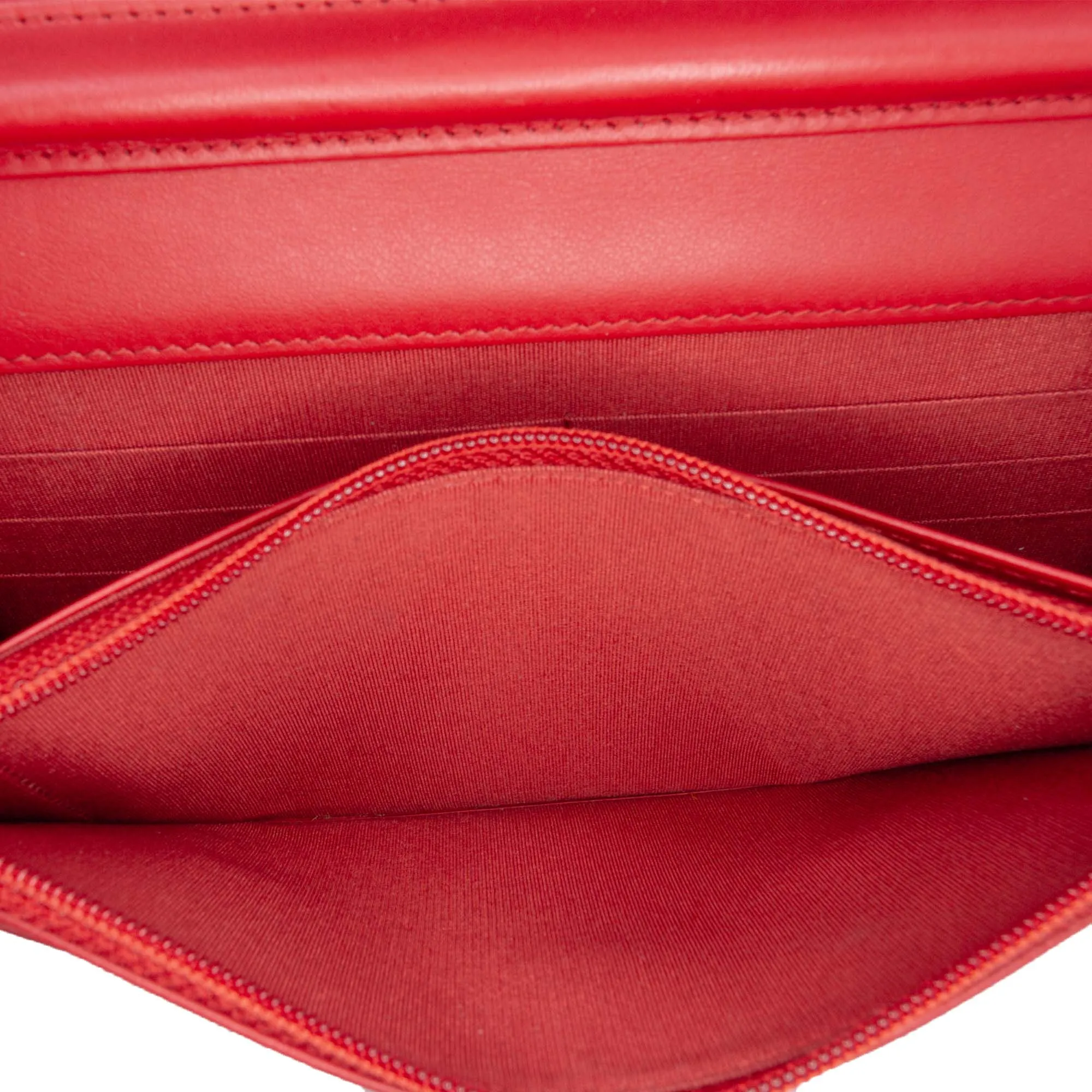 CC Mixed Quilt Caviar Wallet On Chain
