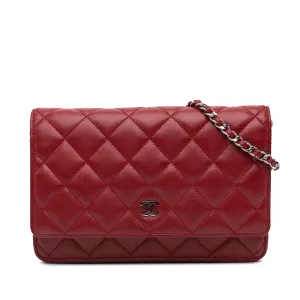 Classic Lambskin Wallet on Chain