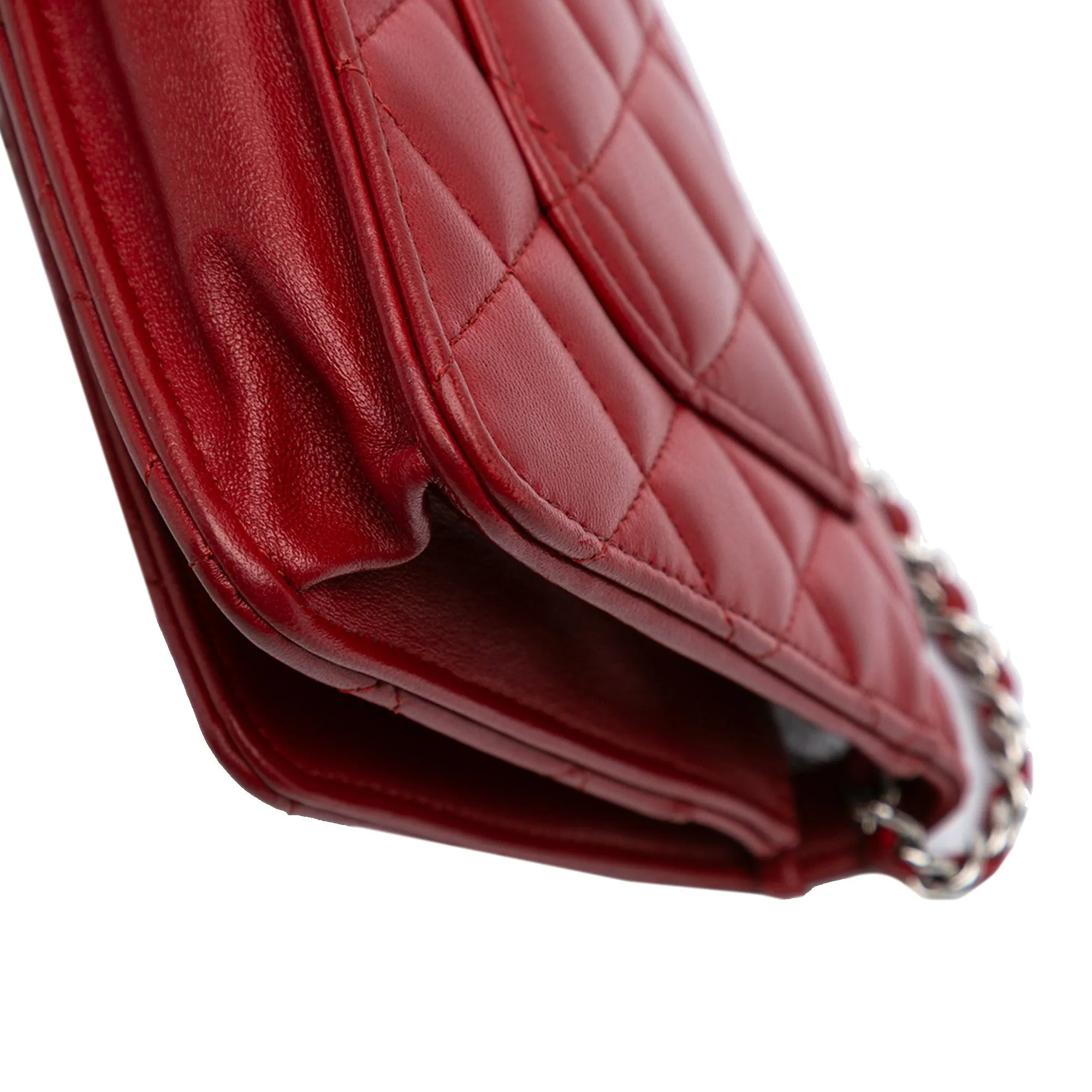 Classic Lambskin Wallet on Chain