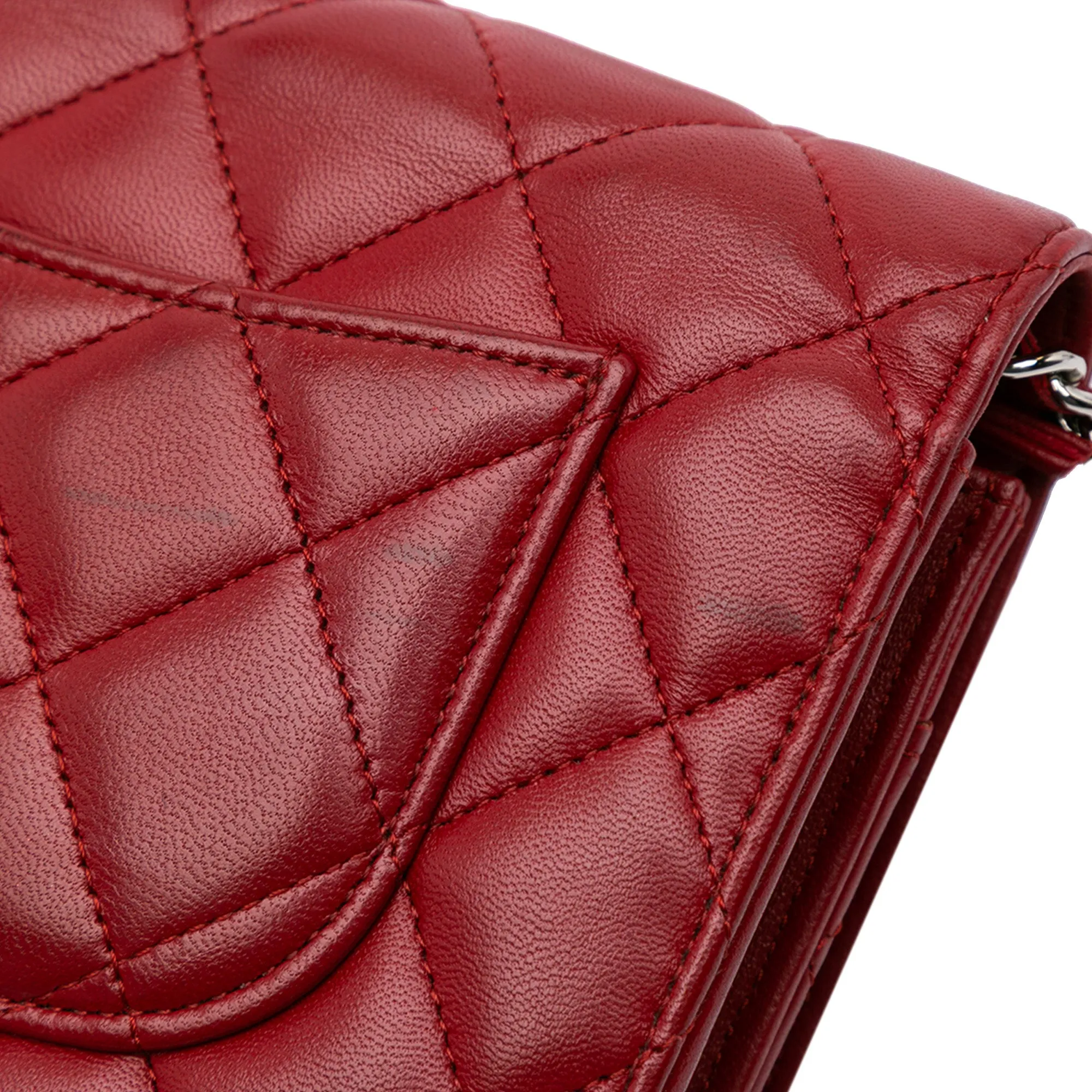 Classic Lambskin Wallet on Chain
