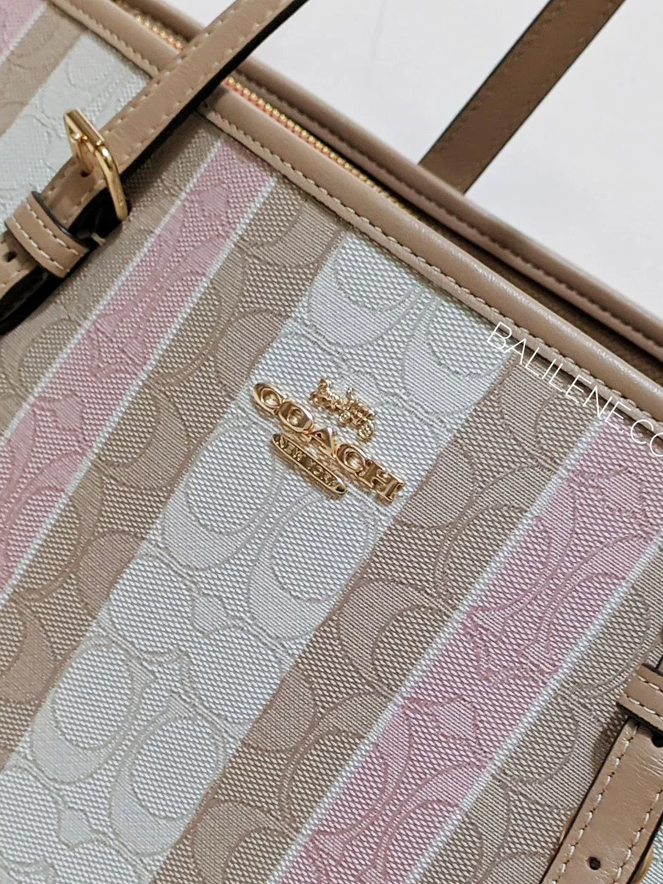 Coach Mollie Tote In Signature Jacquard With Stripes Taffy Multi