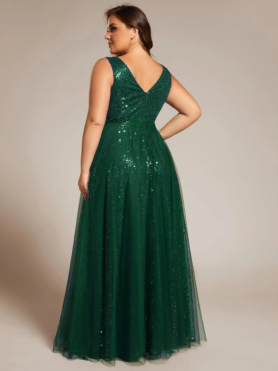 Ever-Pretty Plus Sparkle V Neck A Line Sleeveless Sequin Plus Size Prom Dresses Ball Gowns for Curvy Women 02163-DA