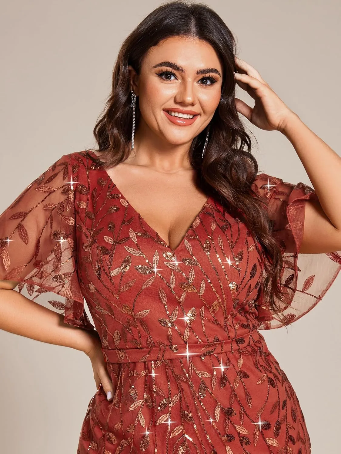 Ever-Pretty Women's V-Neck Curvy Embroidery Formal Dresses Plus Size Sequin Mother of The Bride Dresses 0692-PZUSA