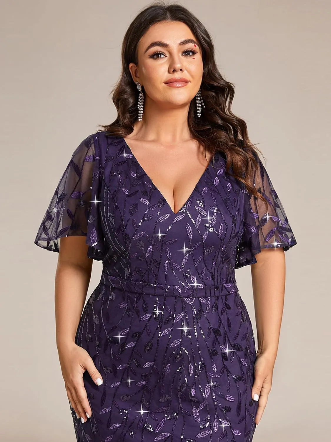 Ever-Pretty Women's V-Neck Curvy Embroidery Formal Dresses Plus Size Sequin Mother of The Bride Dresses 0692-PZUSA