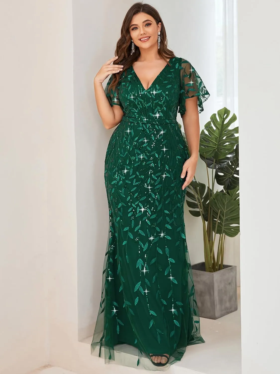 Ever-Pretty Women's V-Neck Curvy Embroidery Formal Dresses Plus Size Sequin Mother of The Bride Dresses 0692-PZUSA