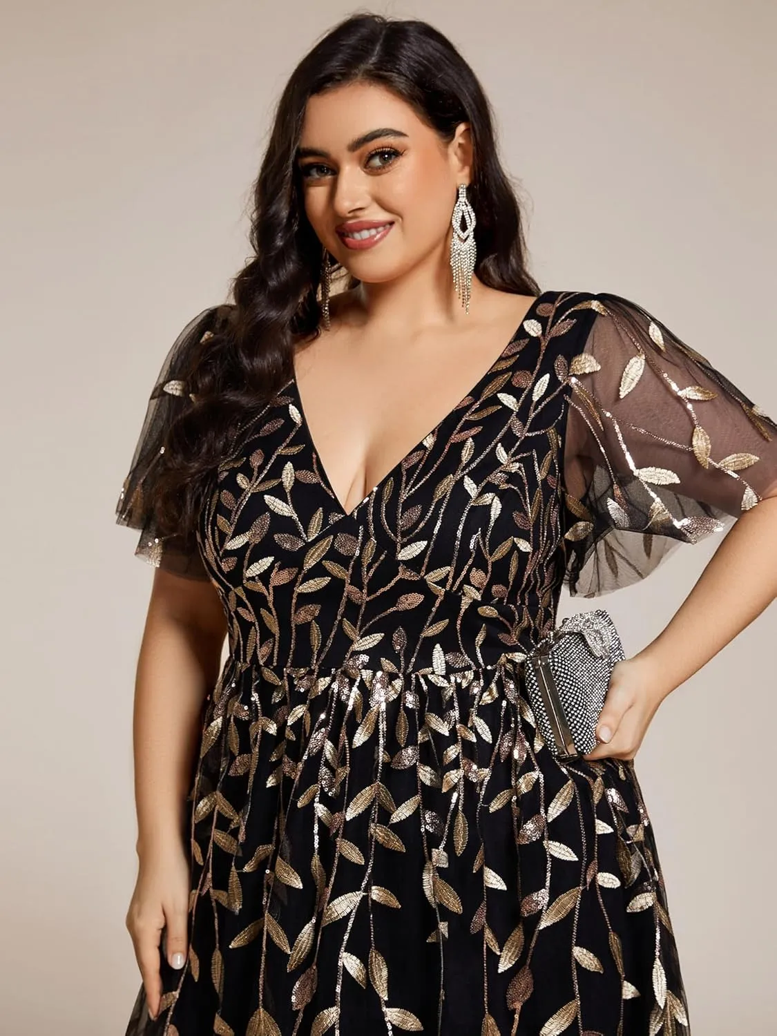 Ever-Pretty Women's V Neck Short Sleeves Embroidery Empire Waist Sequin Plus Size Midi Cocktail Wedding Guest Dresses 2230-DA