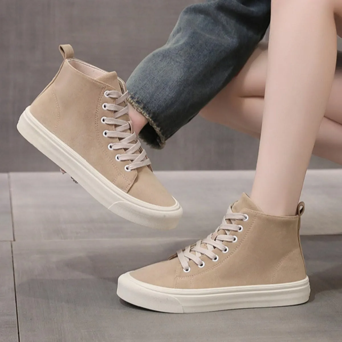 Fashion High Top Sneakers Womens Retro Classic Canvas Shoes Leopard Print Khaki Black Casual Tennis Shoes for Girls
