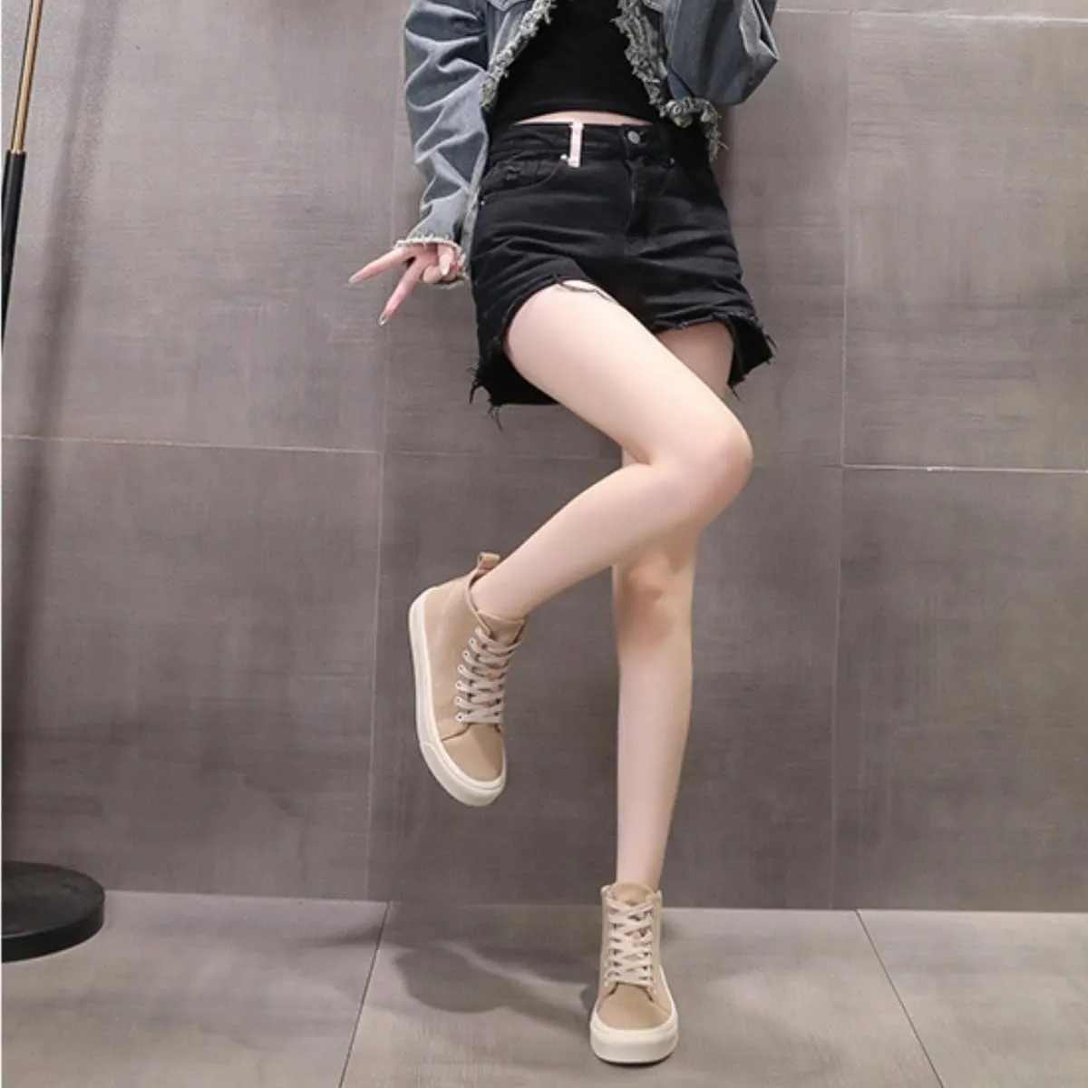 Fashion High Top Sneakers Womens Retro Classic Canvas Shoes Leopard Print Khaki Black Casual Tennis Shoes for Girls