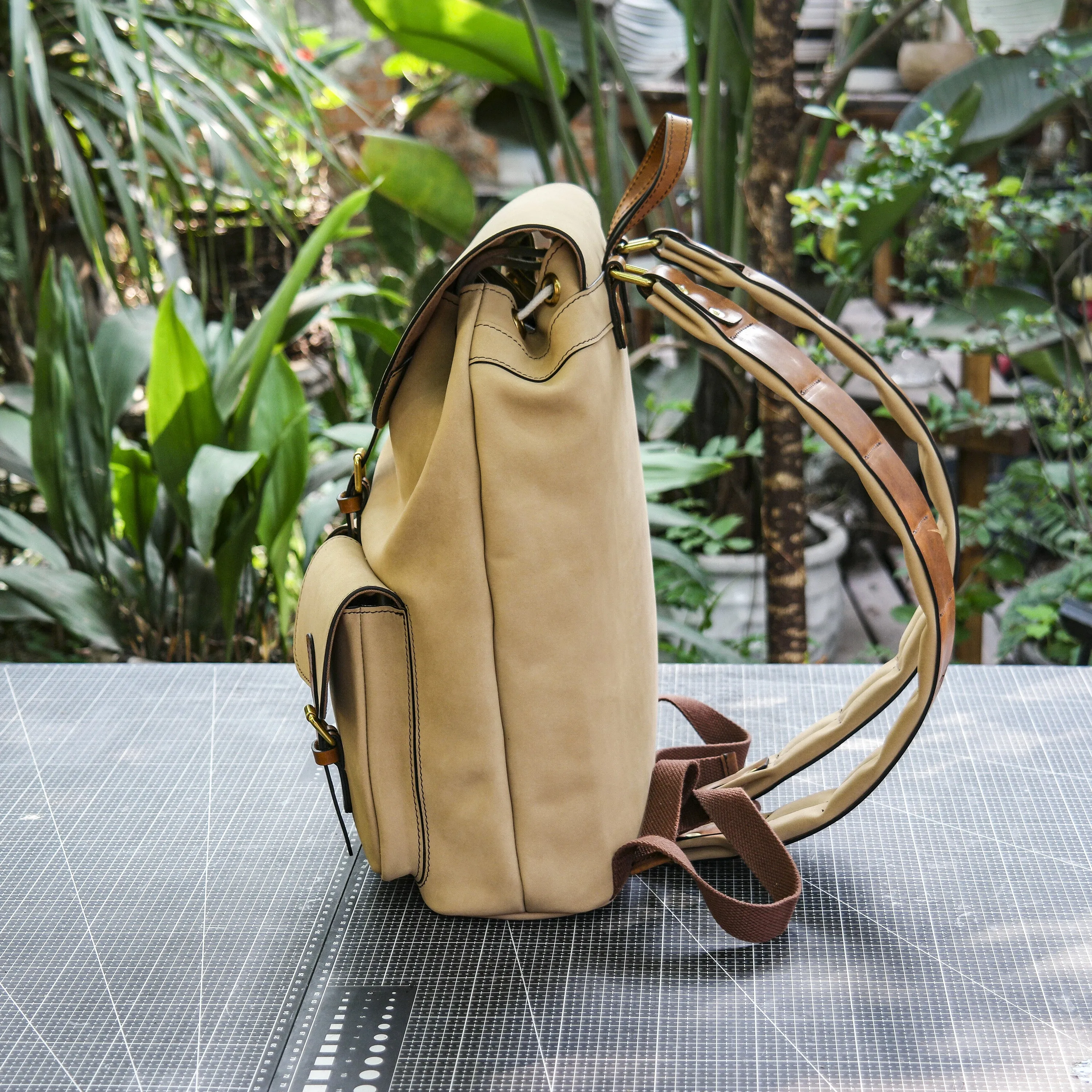 Frosted cowhide backpack/Commuting backpack/Casual fashion backpack