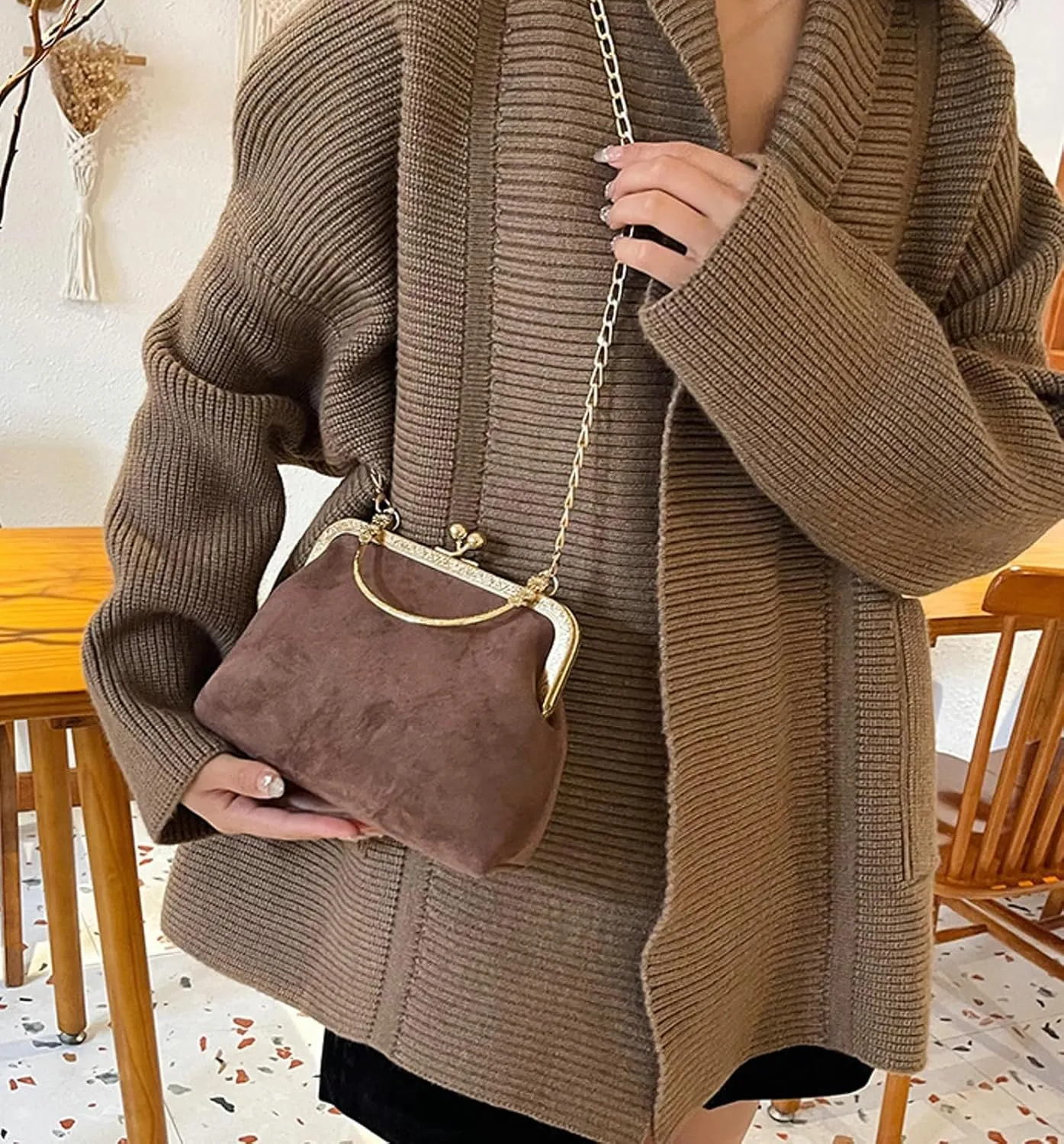 Kiss Lock Top Handle Handbag 2025 Trendy Evening Clutch Bag Women Retro Suede Purse Chain Crossbody Bag