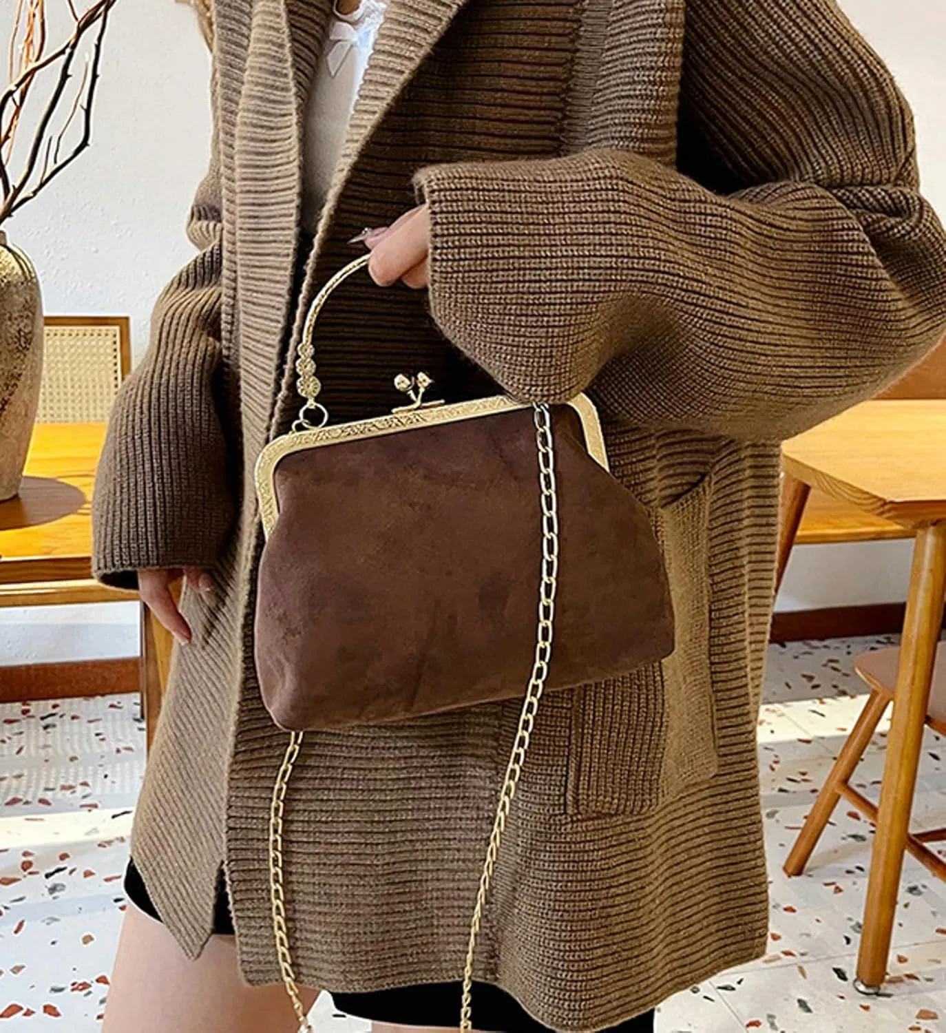 Kiss Lock Top Handle Handbag 2025 Trendy Evening Clutch Bag Women Retro Suede Purse Chain Crossbody Bag