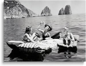 Kitchen Wall Art，Women Eating Pasta on Lake, Vintage Wall Art, Funny Art, Pasta Picnic on Lake, Picnic on Lake,Kitchen Decor Gifts For Men And Women 16x24inch unframed