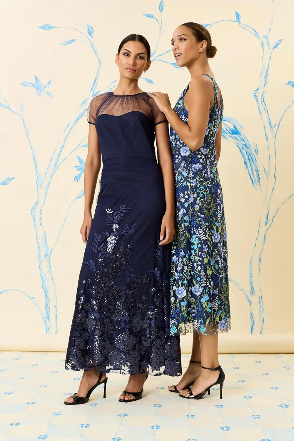 Maggy London Elegant Long Illusion Sweetheart Neckline | Formal Dresses for Women