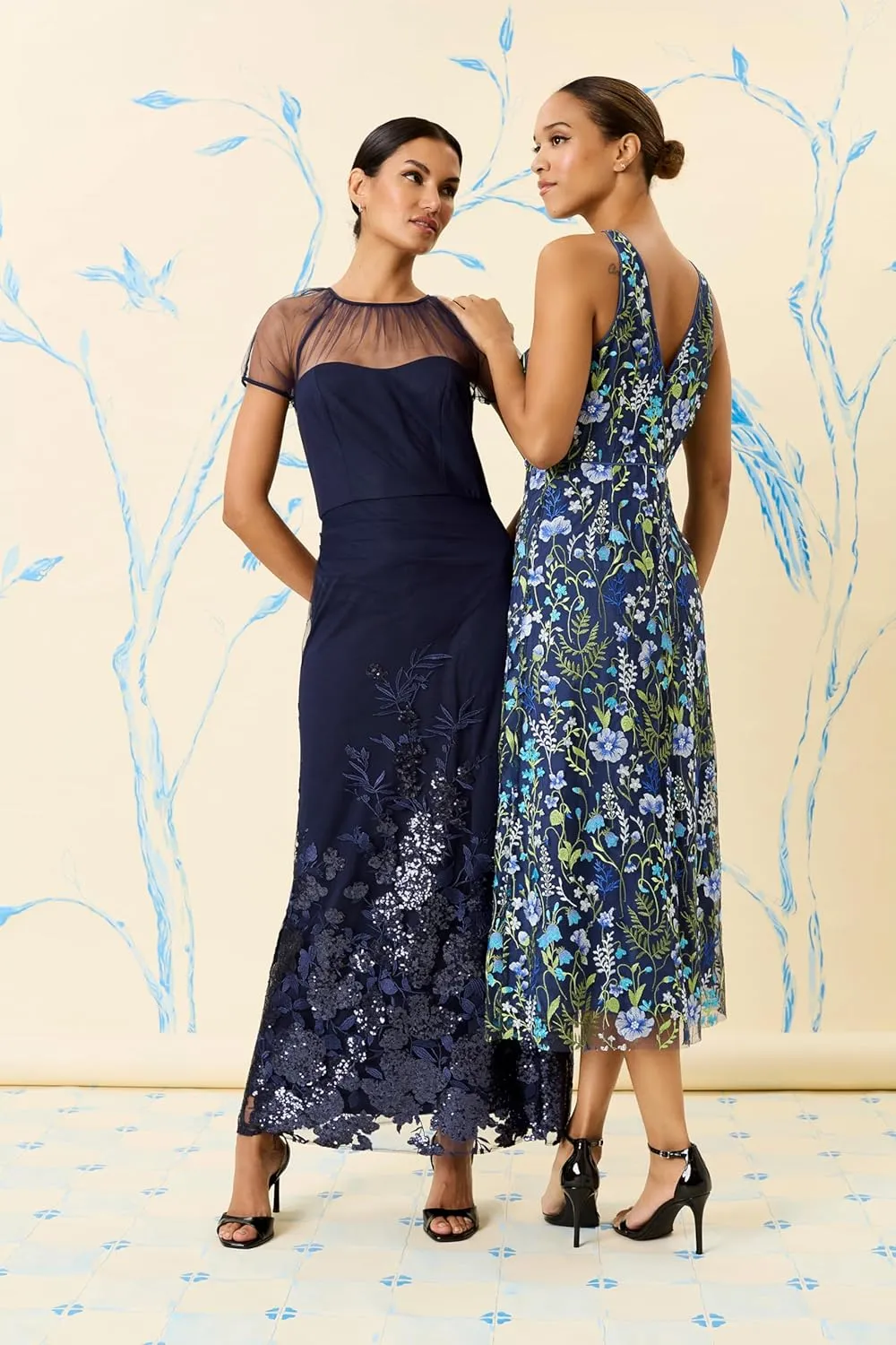 Maggy London Elegant Long Illusion Sweetheart Neckline | Formal Dresses for Women
