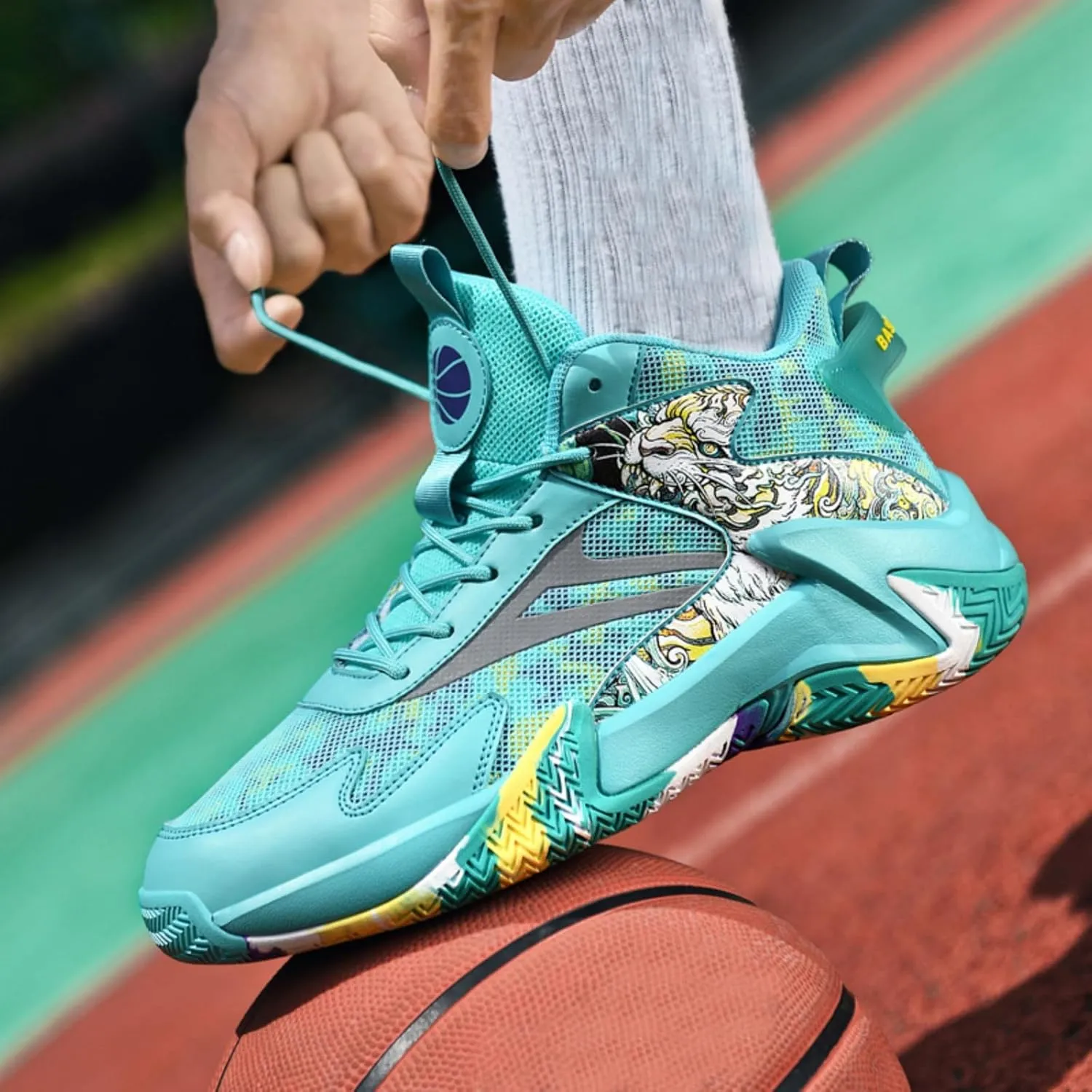 Men's Fashion Breathable Mesh Lace Up Basketball Shoes High-Top Non-Slip Sneakers Casual for Gym Sports Tennis Jogging Shoes