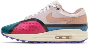 Nike Women's Modern