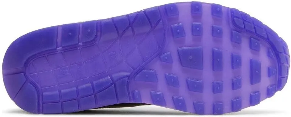 Nike Women's Modern