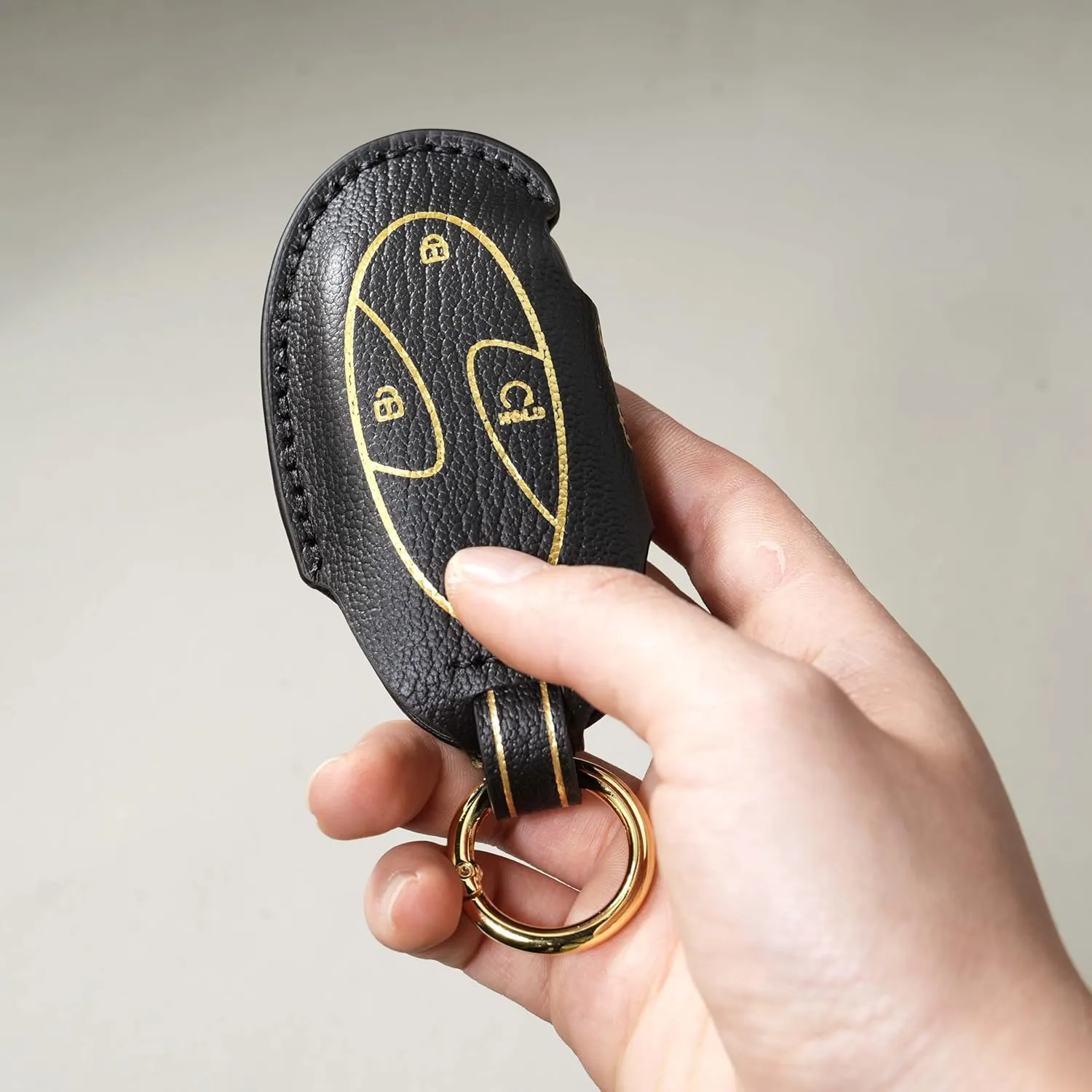 ontto Handmade Leather Key Cover Fit for Hyundai 5-Button for Ioniq 6 Grandeur GN7 KONA Elantra Azera Sonata Hybrid Santa fe Tucson Hybrid 2023 2024 2025,Antiscratched Key Fob Housing,Black