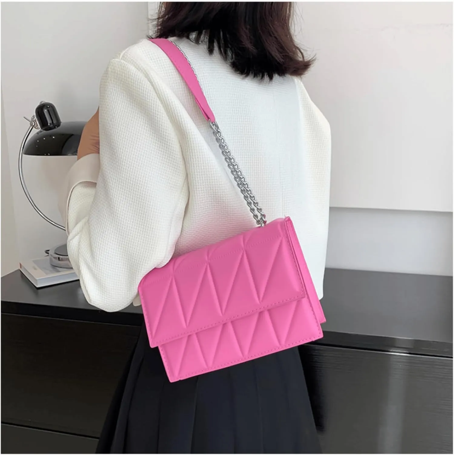 PU Leather Crossbody Purse for Women Trendy Ladies Shoulder Bag with Chain Designer Purses