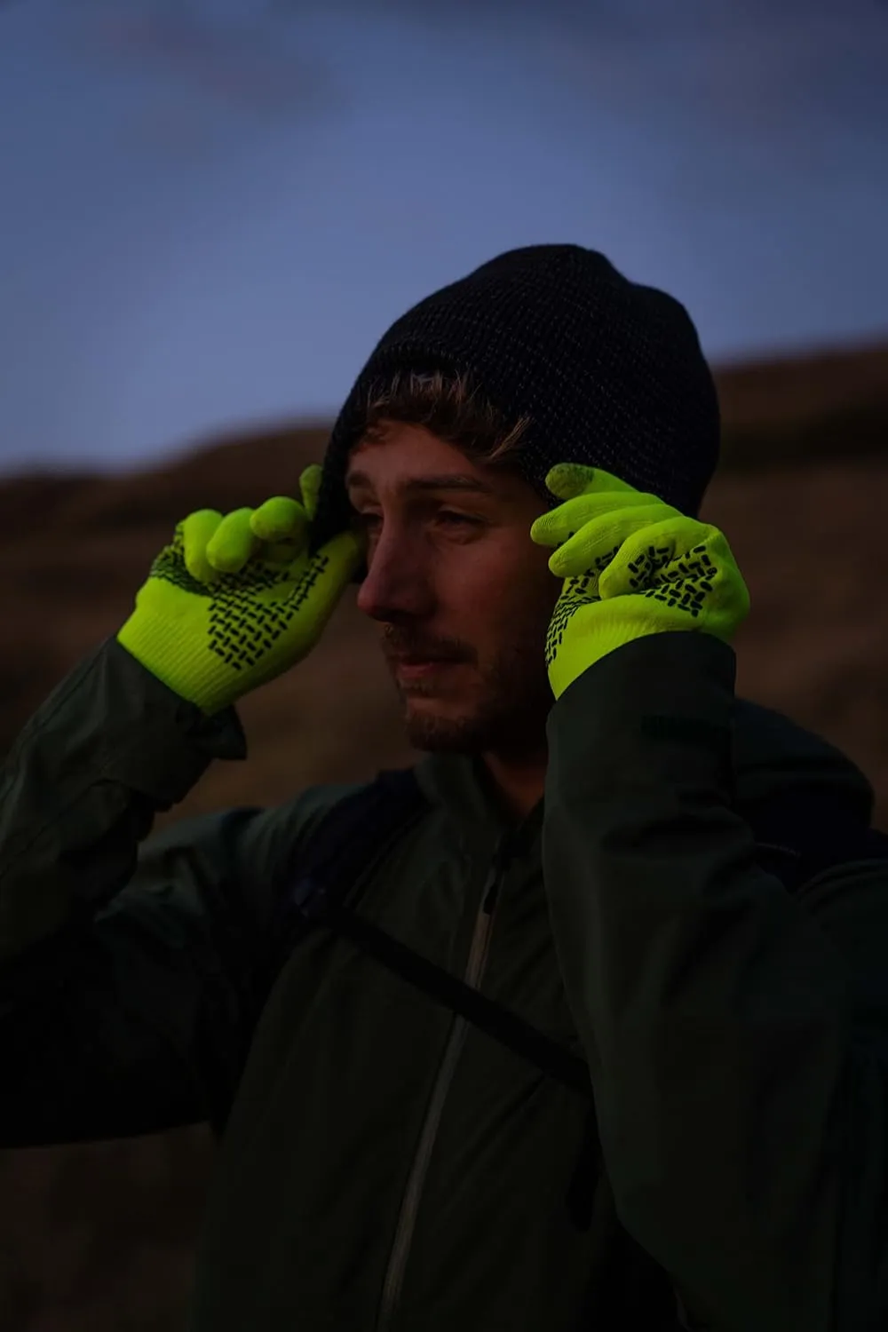 SEALSKINZ Anmer Waterproof All Weather Ultra Grip Knitted Glove,