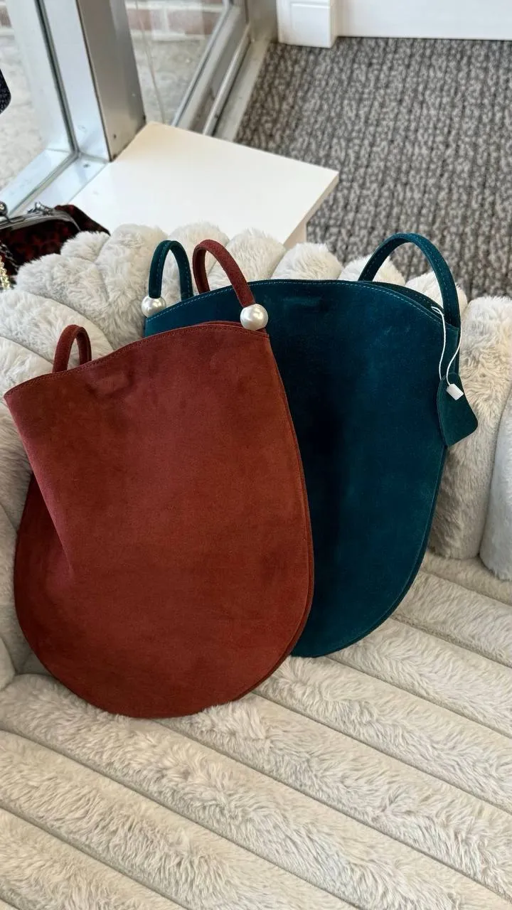 “Suede Chic” – Compact Natural Suede Shopper
