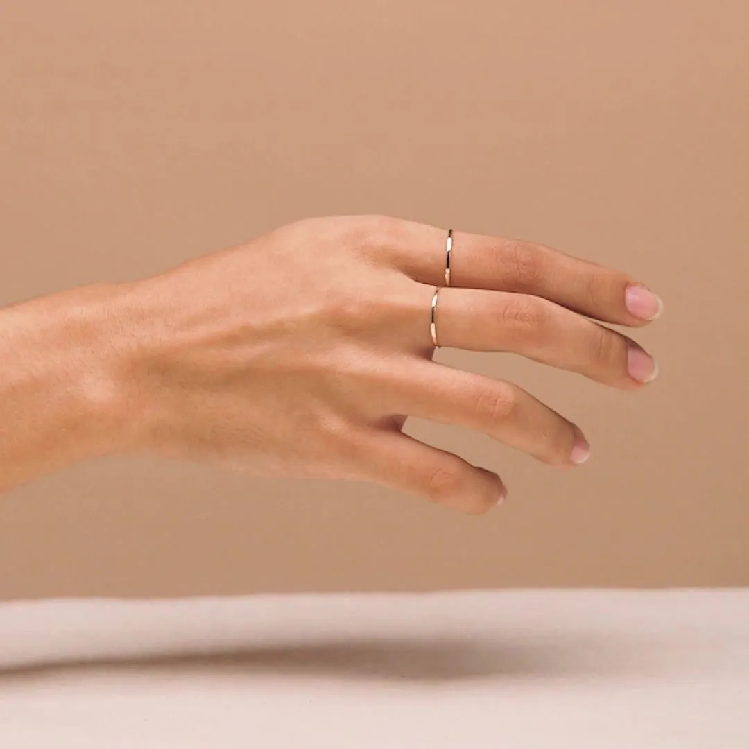 Thin 14k Gold Ring - Elin
