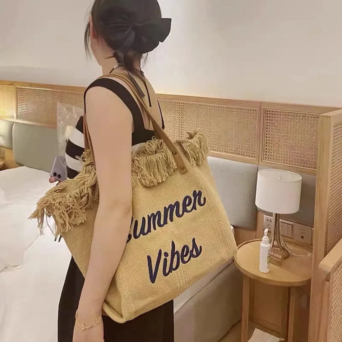 Tote handbag large capacity canvas women's shoulder bag beach bag tassel embroidery niche design temperament (khaki)