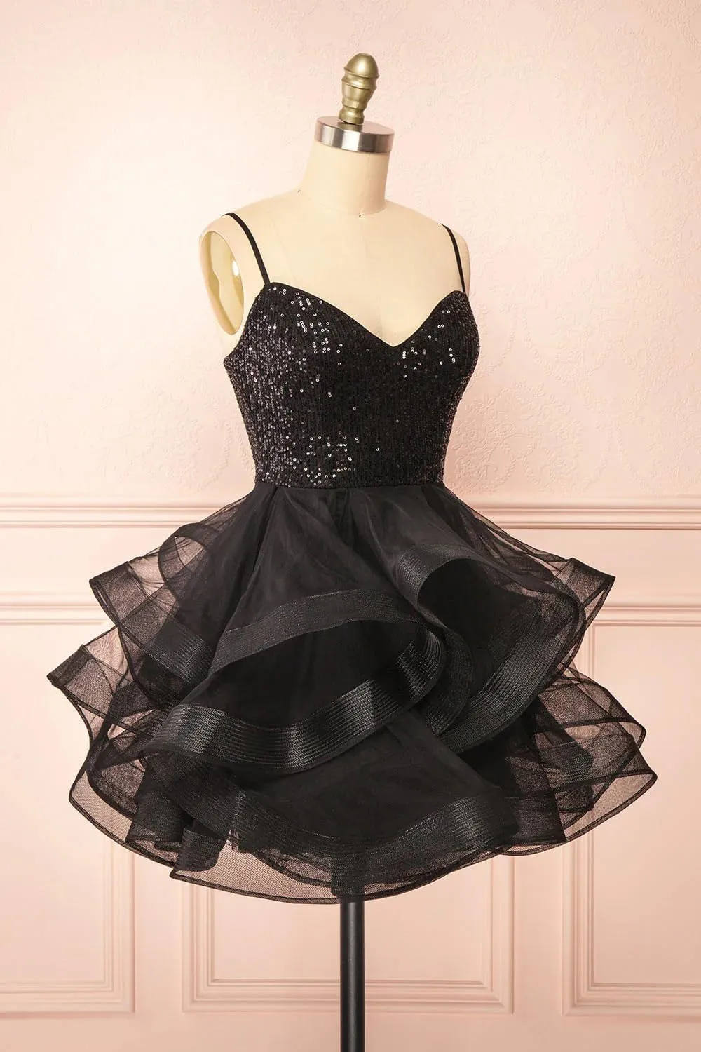 Tulle Homecoming Dresses for Teens Spaghetti Strap Sequin Short Prom Dresses Layered Cocktail Mini Dress
