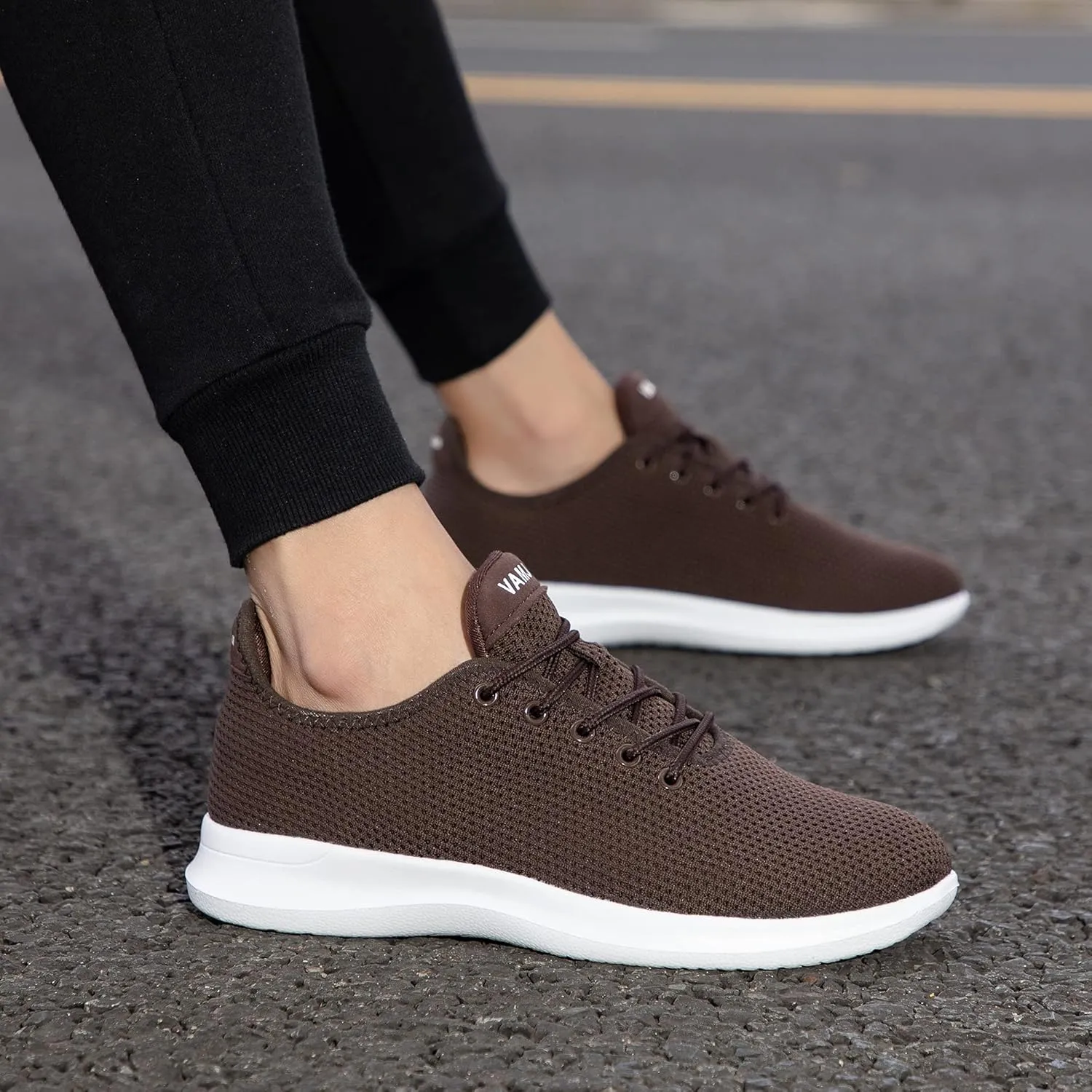 VAMJAM Men's Running Shoes Ultra Lightweight Breathable Walking Shoes Fashion Sneakers Mesh Workout Casual Sports Shoes