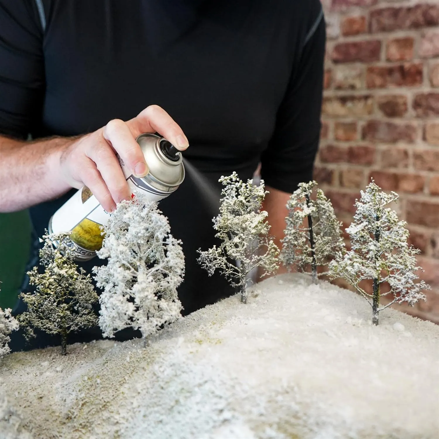 WWScenics | 0.5mm Snow Scatter | 1000ml Can | WSG1-089 | Realistic Model Scenery Material