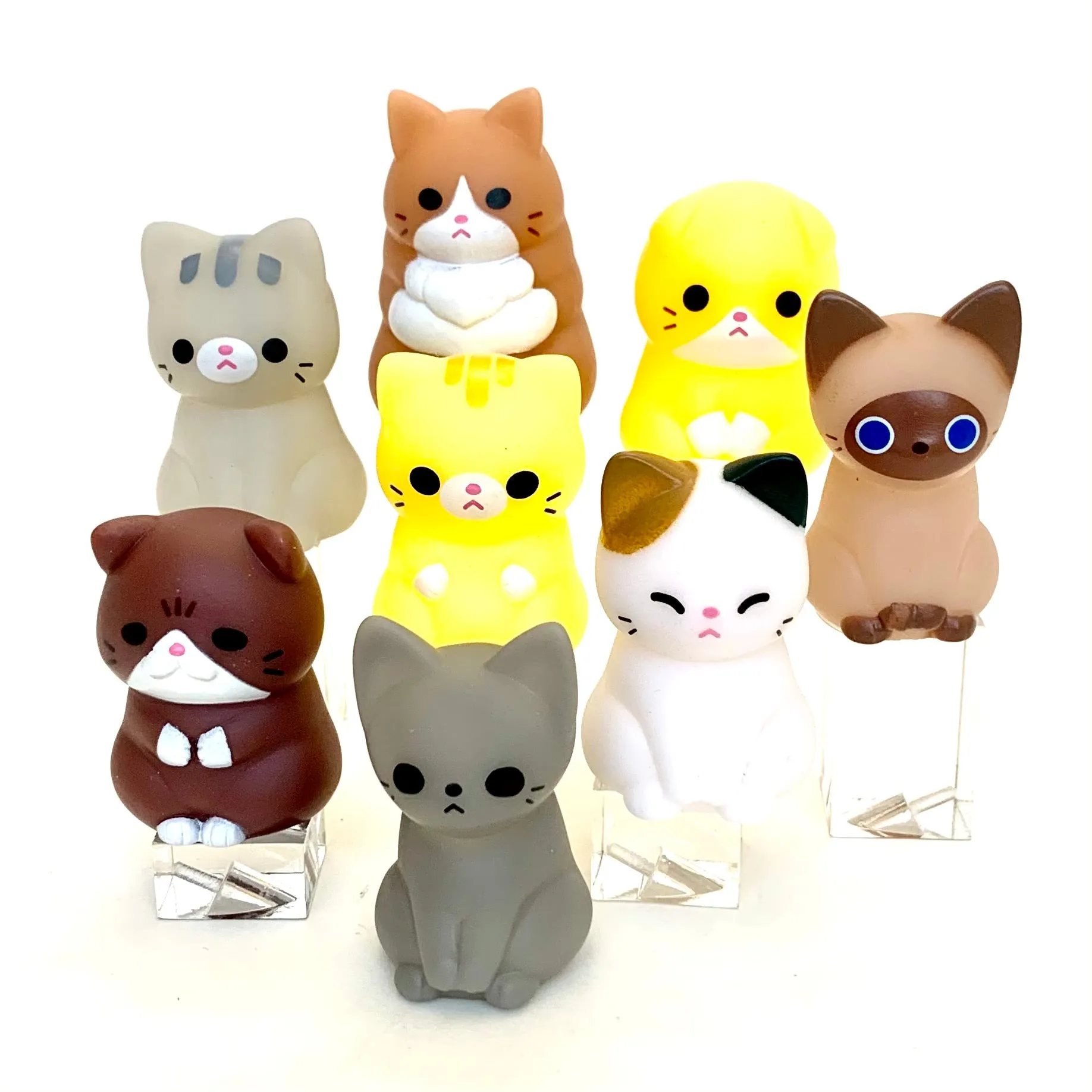 X 70887 CAT FIGURINES-DISCONTINUED