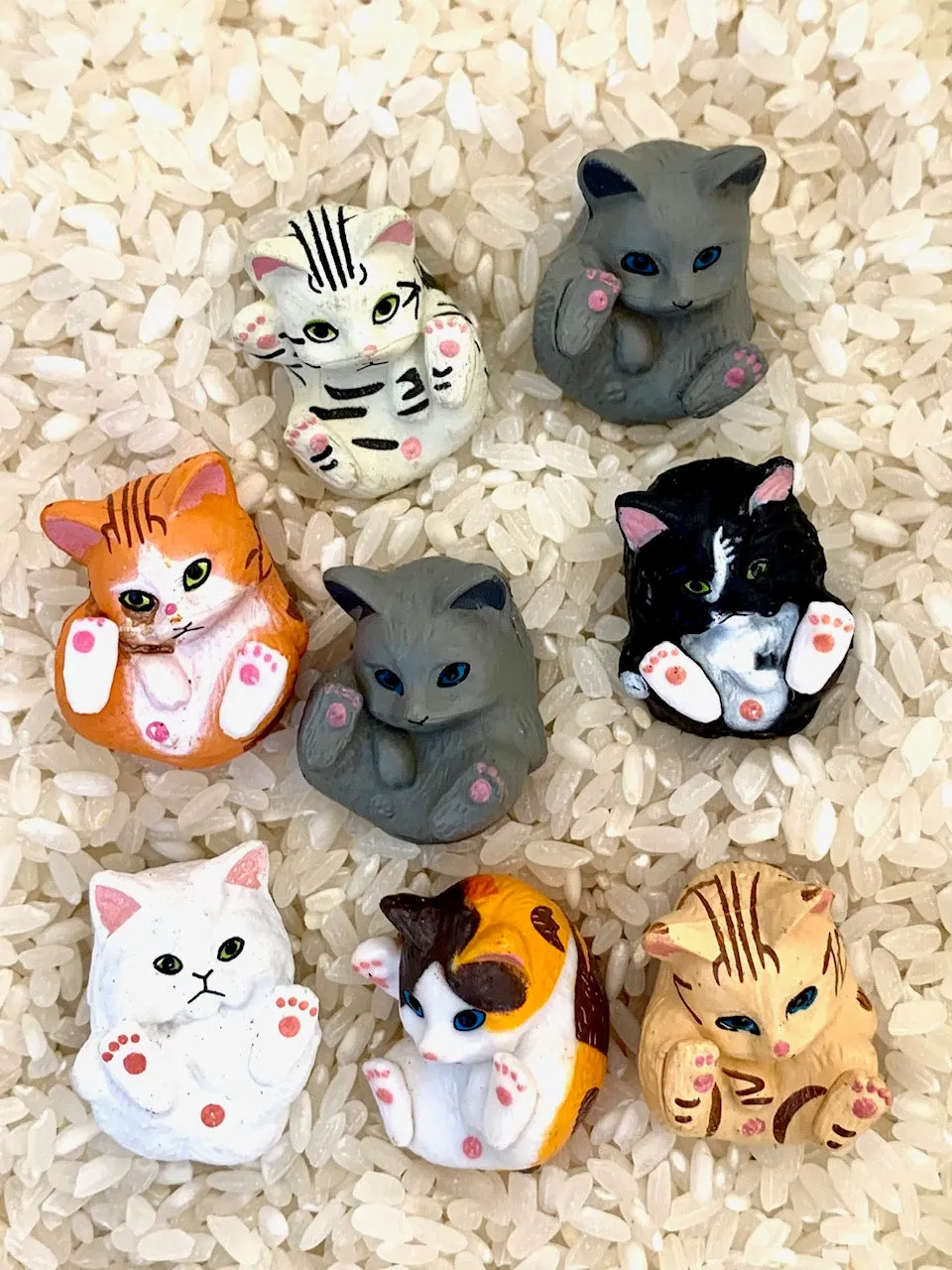 X 70893 CURLING CATS FIGURINES-DISCONTINUED