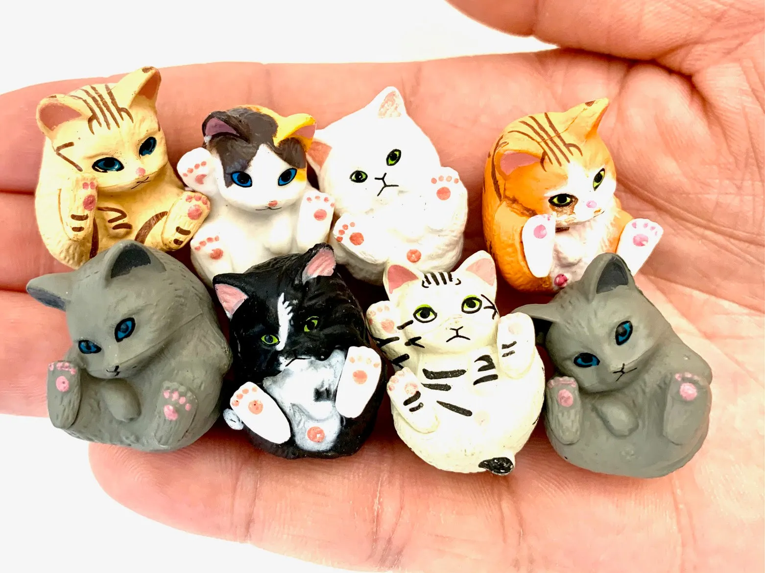X 70893 CURLING CATS FIGURINES-DISCONTINUED