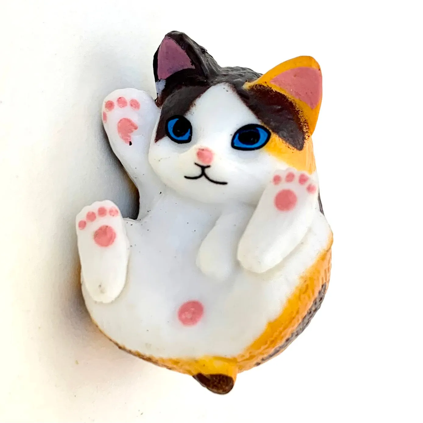 X 70893 CURLING CATS FIGURINES-DISCONTINUED